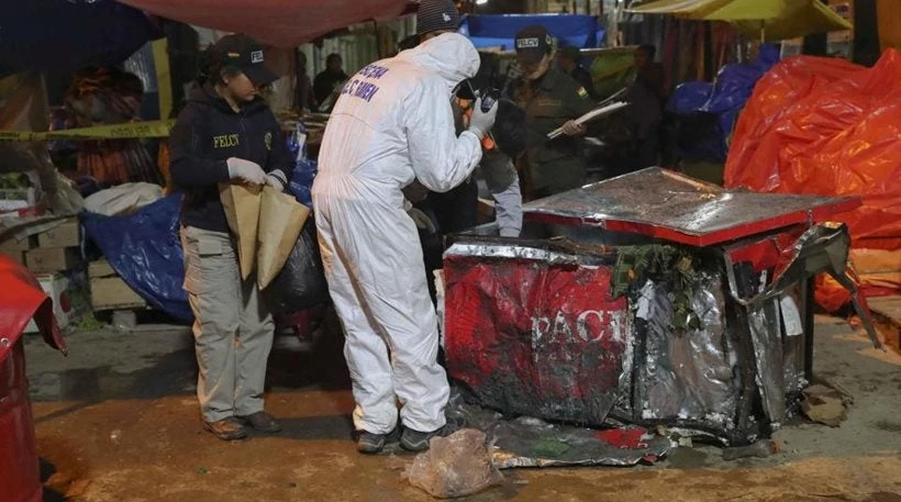 Εκρηξη σε καρναβάλι στη Βολιβία – Τουλάχιστον 8 νεκροί και δεκάδες τραυματίες (βίντεο)